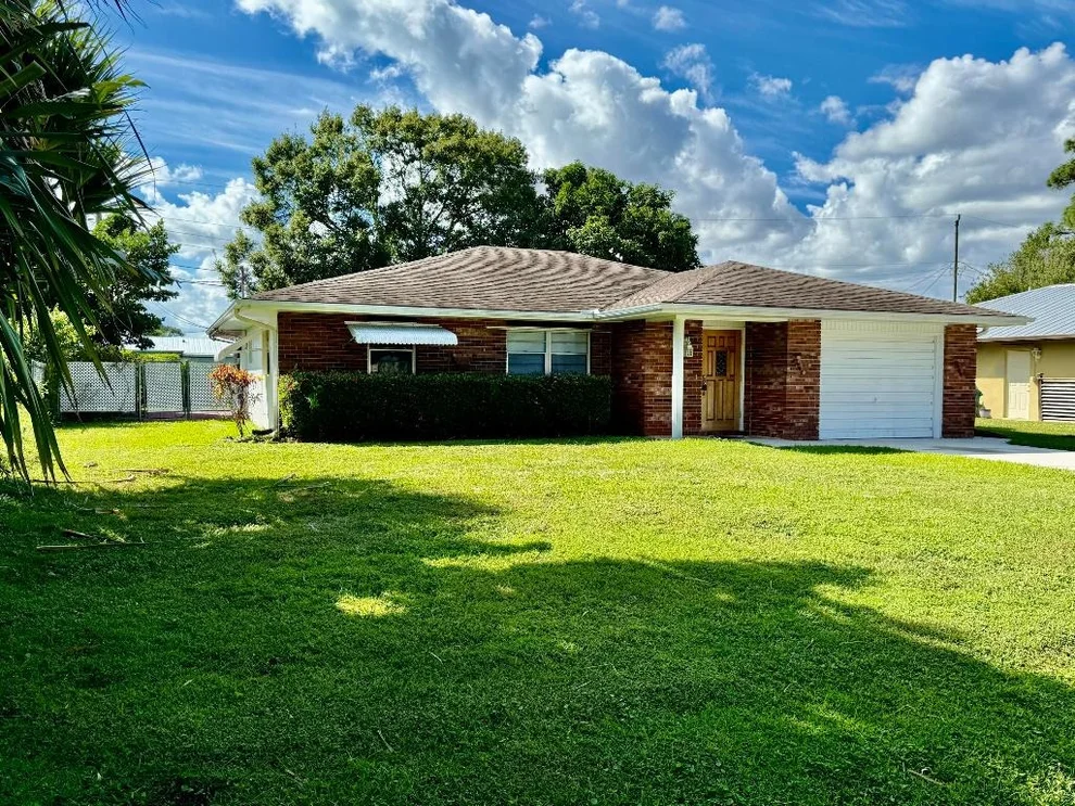 Unit for sale at 612 N Coconut Avenue N, Port St Lucie, FL 34952