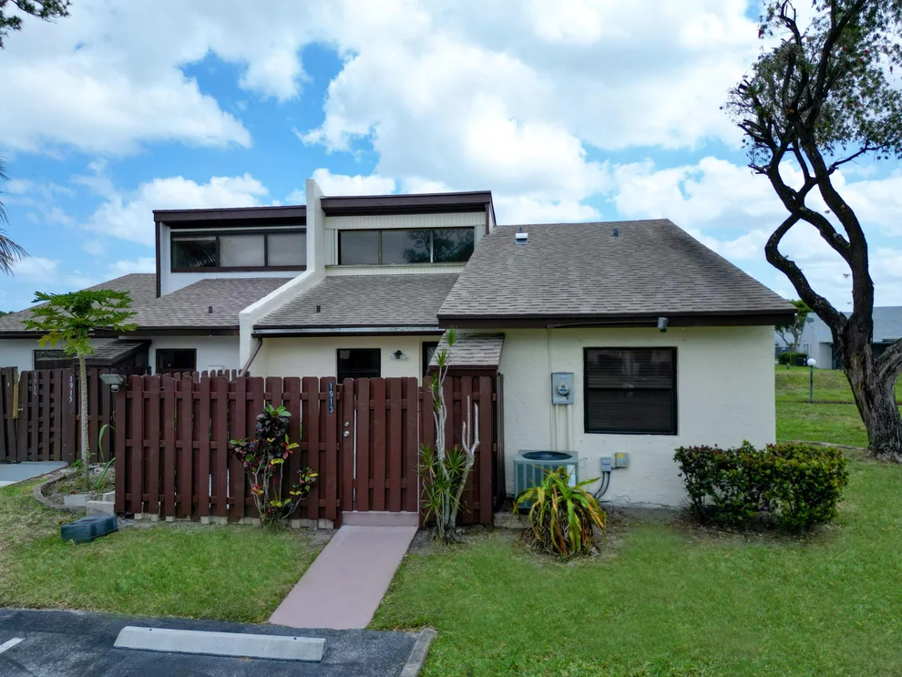 Unit for sale at 1913 Abbey Road, West Palm Beach, FL 33415