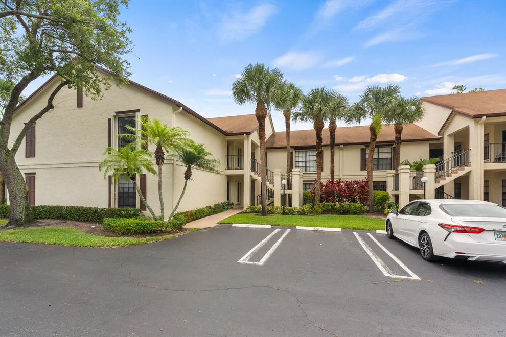 Unit for sale at 3265 Perimeter Drive, Greenacres, FL 33467