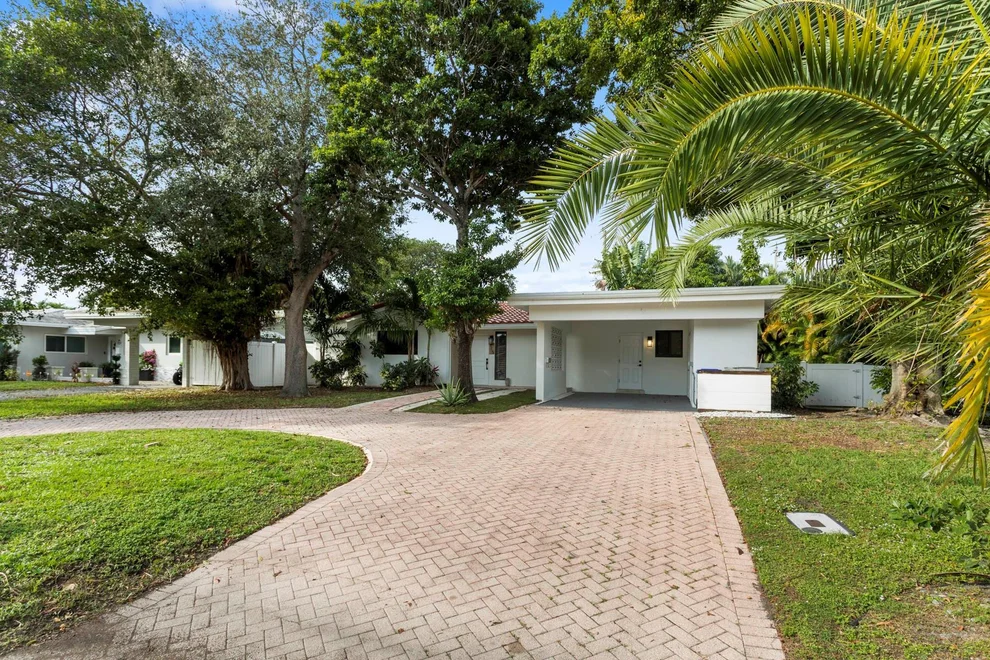 Unit for sale at 715 NE 25th Avenue, Pompano Beach, FL 33062