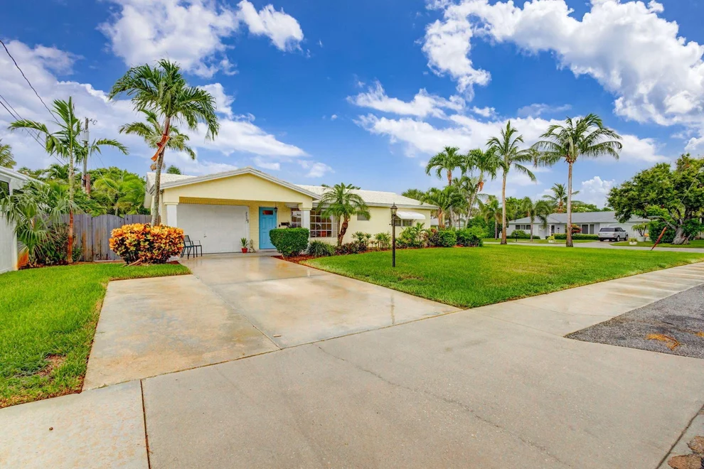 Unit for sale at 2602 Duke Court, Lake Worth Beach, FL 33460