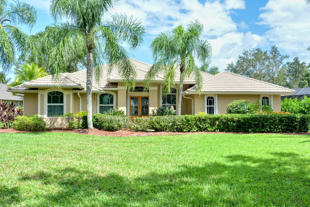 Unit for sale at 4844 SW Lake Grove Circle, Palm City, FL 34990