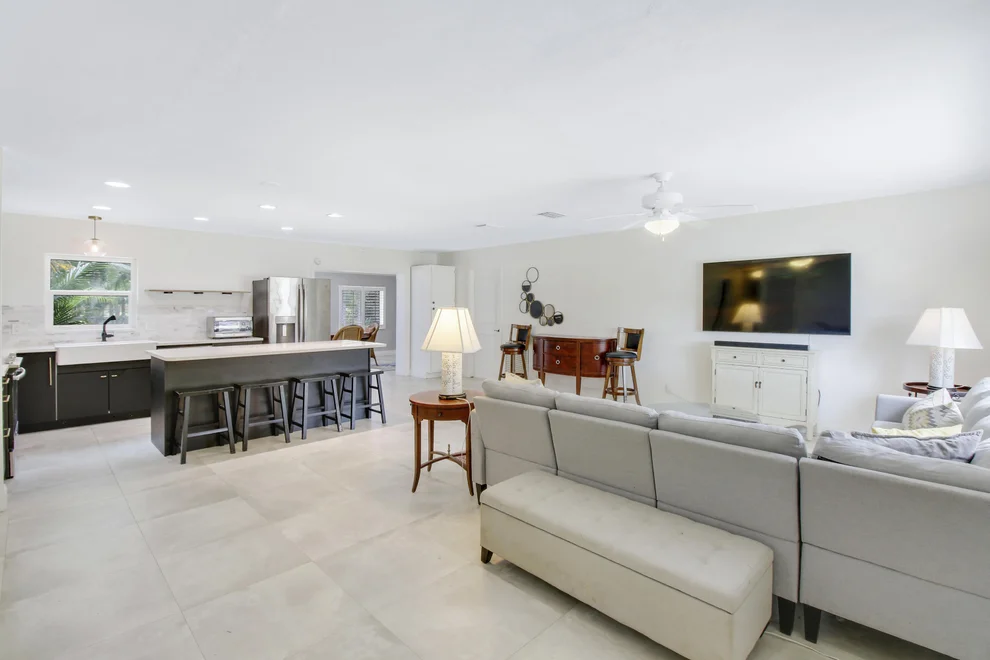 Unit for sale at 925 28th Avenue, Vero Beach, FL 32960