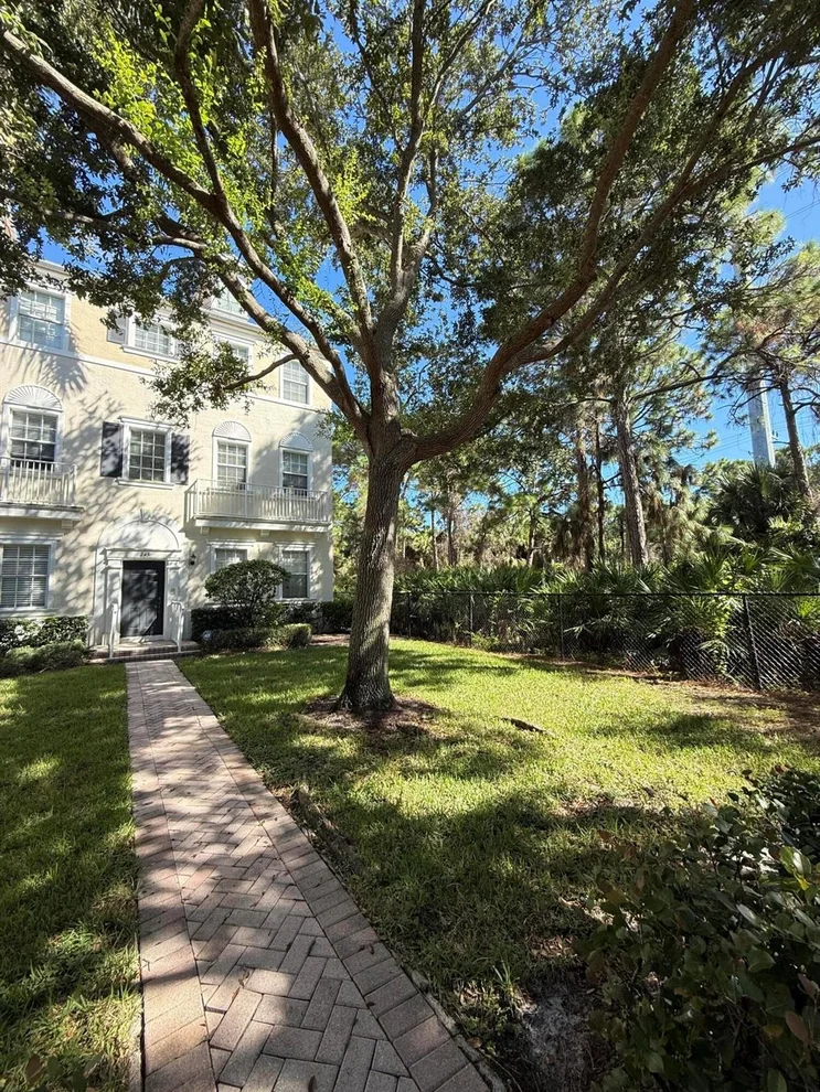 Unit for sale at 245 E Thatch Palm Circle, Jupiter, FL 33458