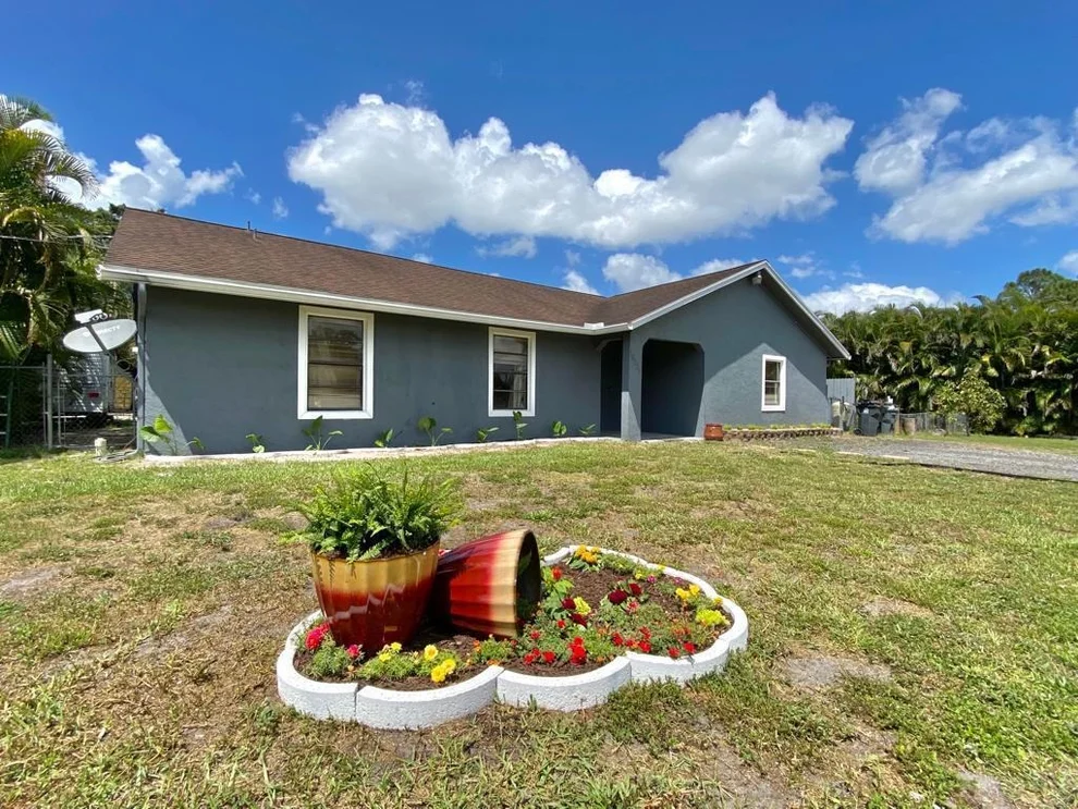 Unit for sale at 16321 E Mayfair Drive, Loxahatchee, FL 33470