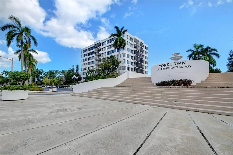 Unit for sale at 1500 Presidential Way, West Palm Beach, FL 33401