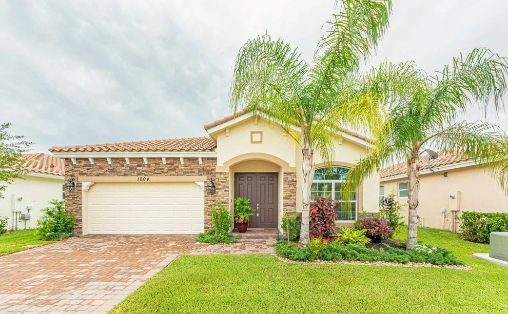 Unit for sale at 1804 Berkshire Circle SW, Vero Beach, FL 32968