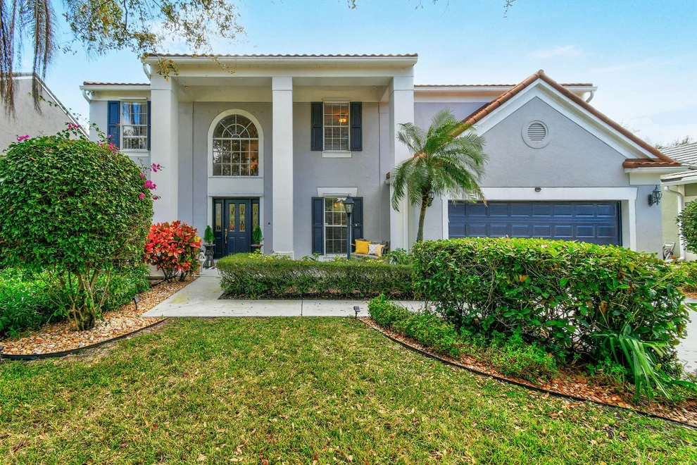 Unit for sale at 10221 Hunt Club Lane, Palm Beach Gardens, FL 33418