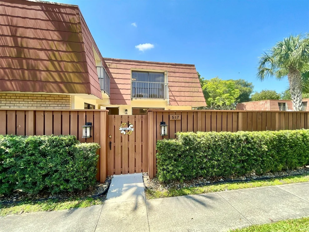 Unit for sale at 517 Buttonwood Lane, Boynton Beach, FL 33436