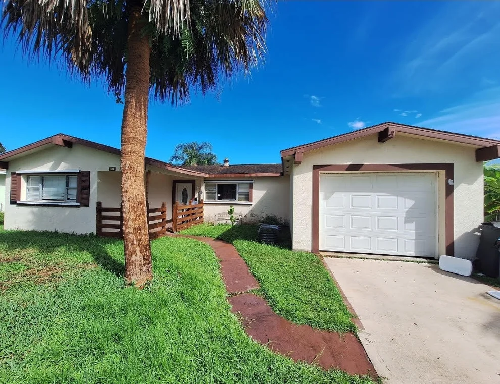 Unit for sale at 115 SE Camino Street, Port St Lucie, FL 34952