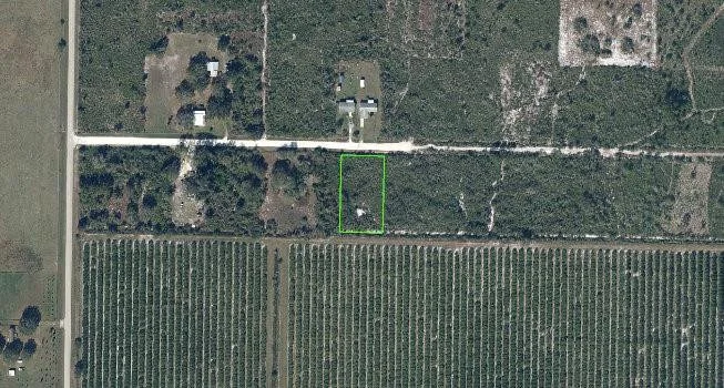 Unit for sale at 2717 Hacienda Drive, Lorida, FL 33857