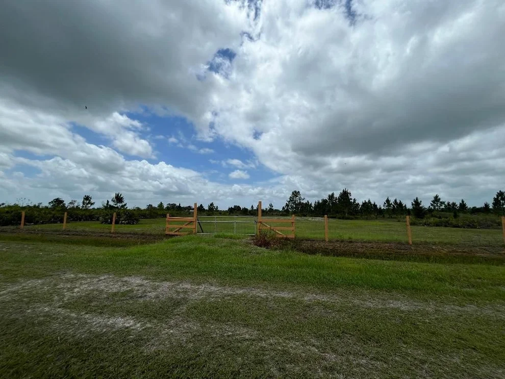 Unit for sale at 19092 NW 250th Street, Okeechobee, FL 34972