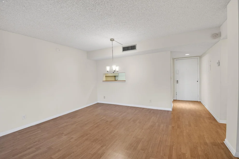 Unit for sale at 5190 Las Verdes Circle, Delray Beach, FL 33484