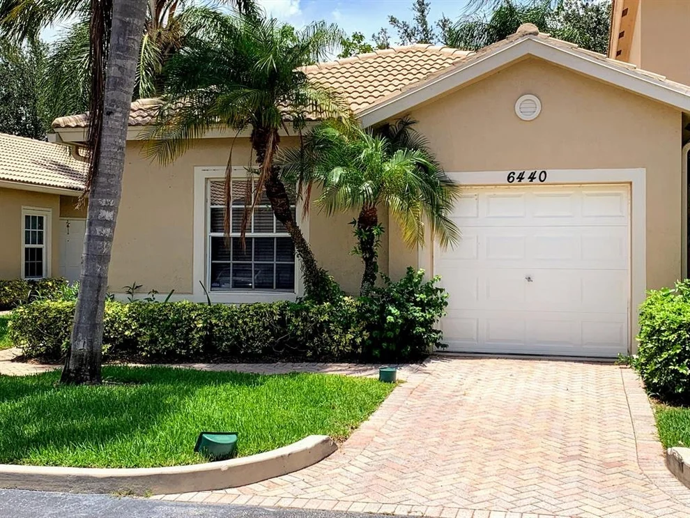 Unit for sale at 6440 Park Lake Circle, Boynton Beach, FL 33437