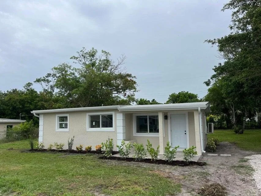 Unit for sale at 8658 SE Anthion Way, Hobe Sound, FL 33455