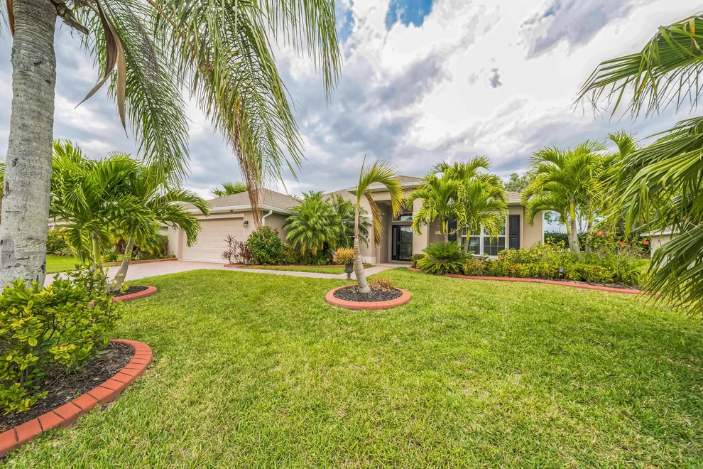 Unit for sale at 1293 Scarlet Oak Circle, Vero Beach, FL 32966