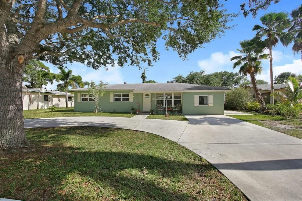 Unit for sale at 406 Tequesta Drive, Tequesta, FL 33469
