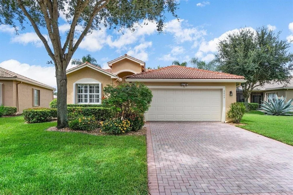 Unit for sale at 6809 Watertown Drive, Boynton Beach, FL 33437