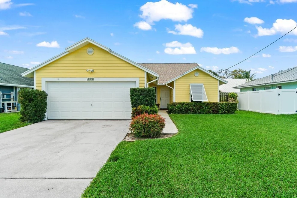 Unit for sale at 6076 Lucerne Street, Jupiter, FL 33458