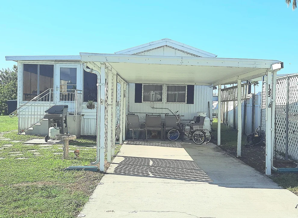 Unit for sale at 7950 State Road 78 W, Okeechobee, FL 34974