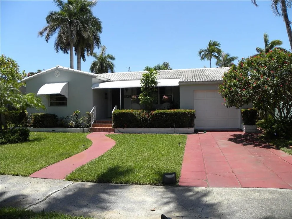 Unit for sale at 1528 Wiley Street, Hollywood, FL 33020