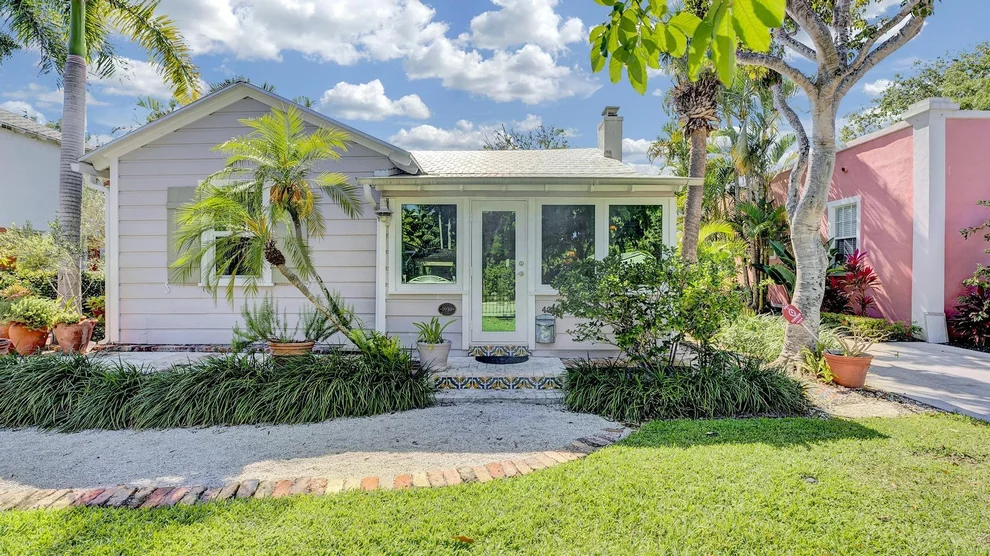 Unit for sale at 42 Palm Square, Delray Beach, FL 33483