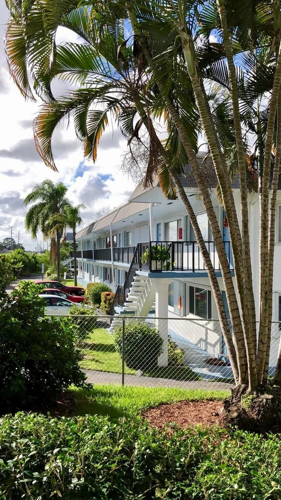 Unit for sale at 2480 Lake Osborne Drive, Lake Worth Beach, FL 33461