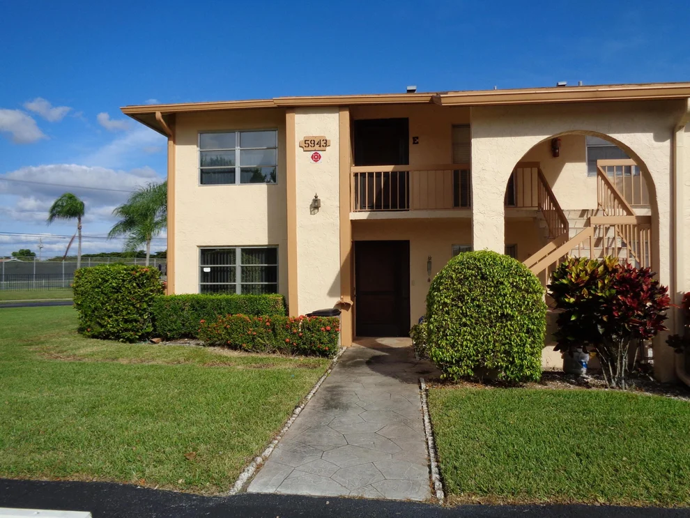 Unit for sale at 5943 Areca Palm Court, Delray Beach, FL 33484