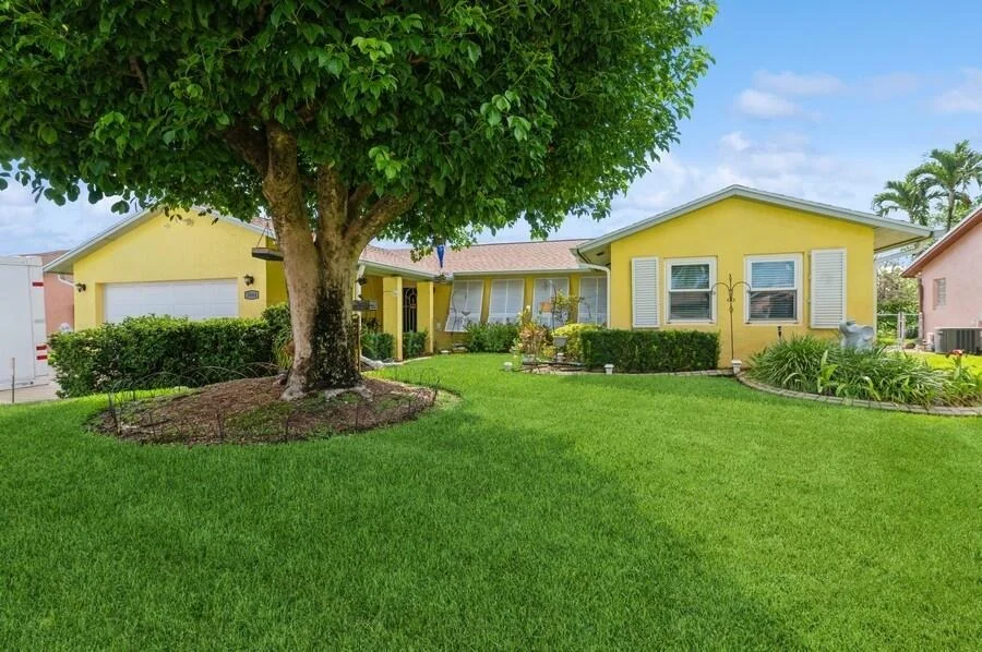 Unit for sale at 3844 Beresford Road E, West Palm Beach, FL 33417
