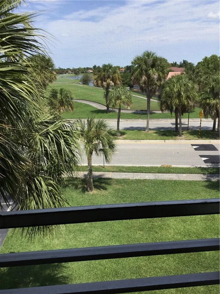 Unit for sale at 3060 Holiday Springs Boulevard, Margate, FL 33063