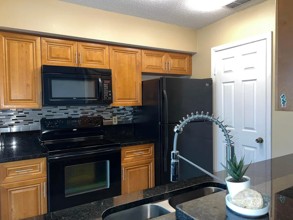 Unit for sale at 815 W Boynton Beach Boulevard, Boynton Beach, FL 33426