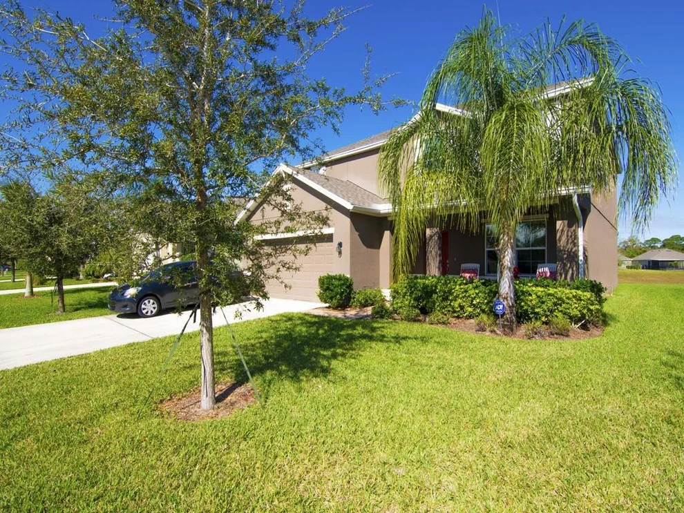 Unit for sale at 1368 Lexington Square SW, Vero Beach, FL 32962