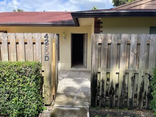 Unit for sale at 4290 Woodstock Drive, West Palm Beach, FL 33409