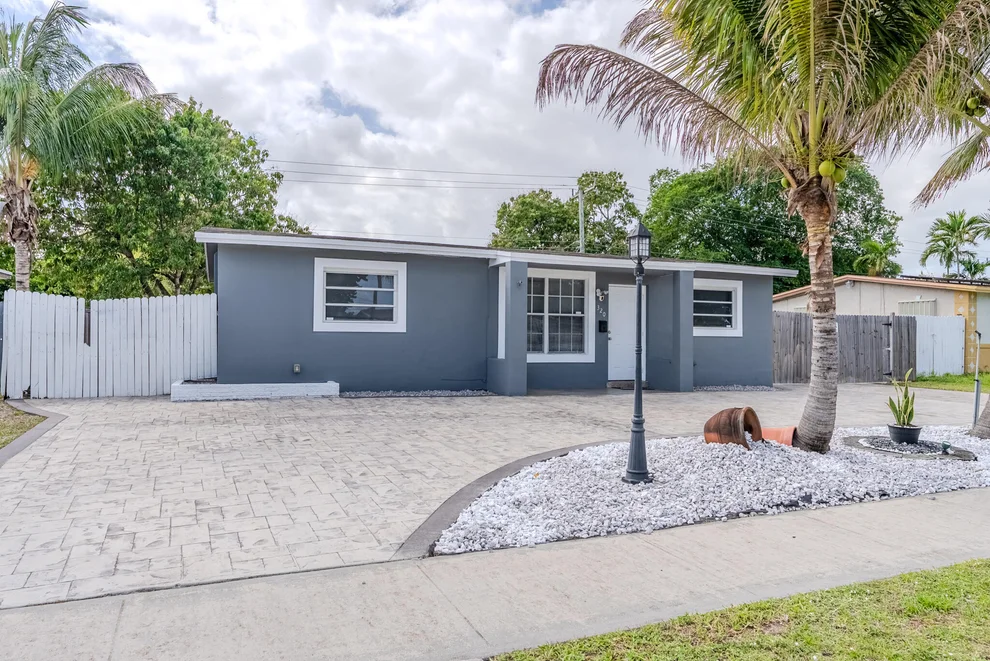 Unit for sale at 320 N 69th Way, Hollywood, FL 33024