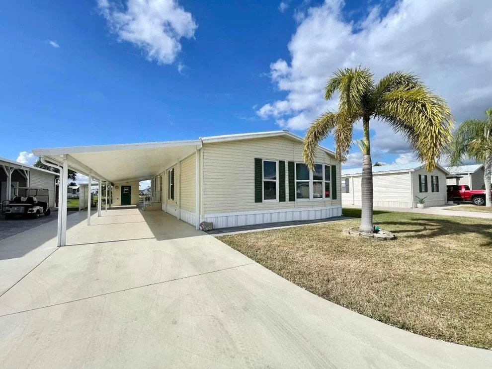 Unit for sale at 1601 Us Highway 441 SE, Okeechobee, FL 34974