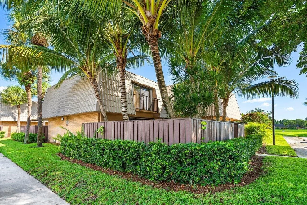Unit for sale at 6811 68th Way, West Palm Beach, FL 33409