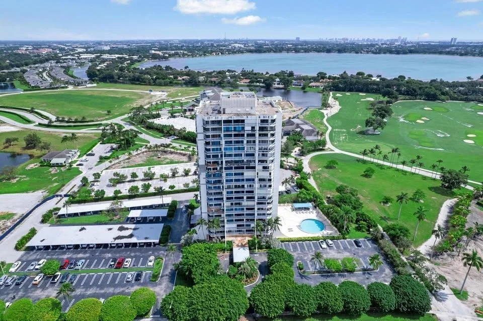 Unit for sale at 2400 Presidential Way, West Palm Beach, FL 33401