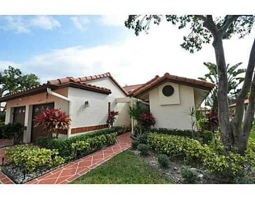 Unit for sale at 6074 Sunrise Pointe Court, Delray Beach, FL 33484