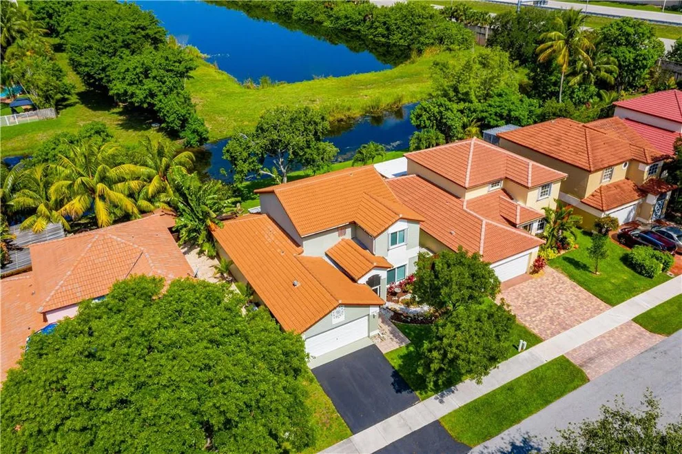 Unit for sale at 5551 NW 51st Avenue, Coconut Creek, FL 33073