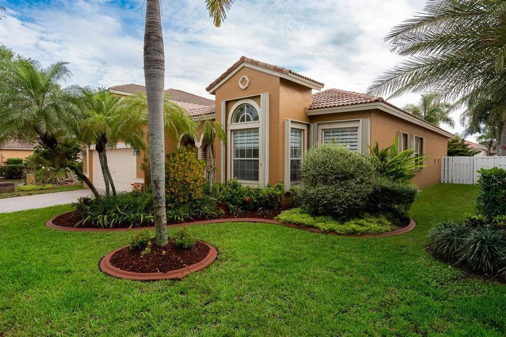 Unit for sale at 3561 SW 143rd Avenue, Miramar, FL 33027
