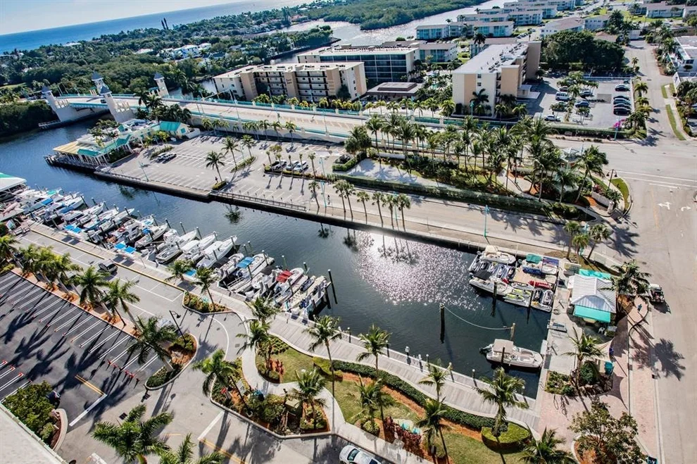 Unit for sale at 625 Casa Loma Boulevard, Boynton Beach, FL 33435