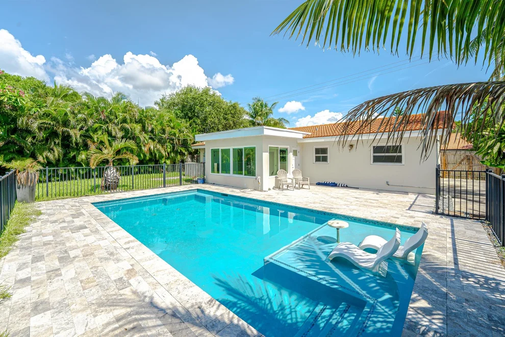 Unit for sale at 450 NE 38th Street, Boca Raton, FL 33431