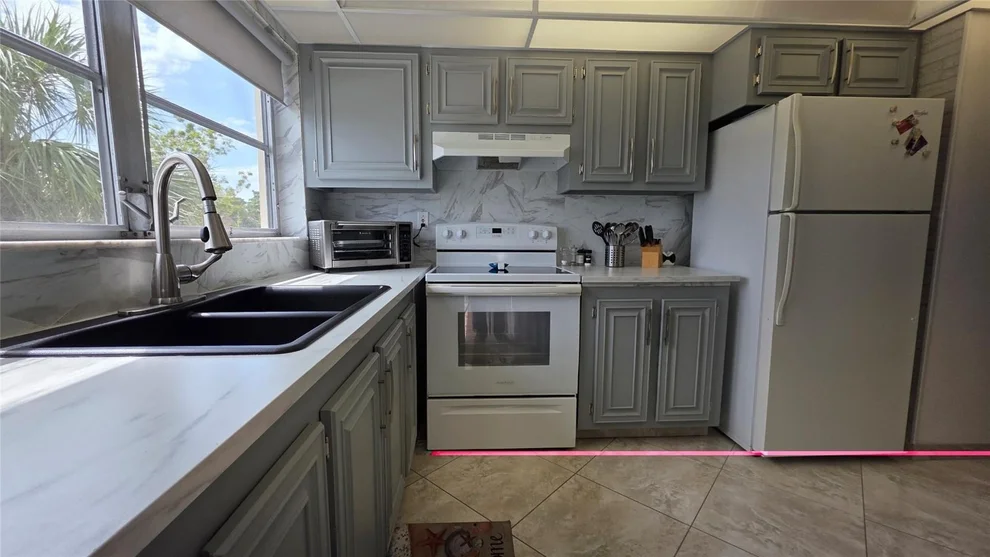 Unit for sale at 4047 NW 16th Street, Fort Lauderdale, FL 33313