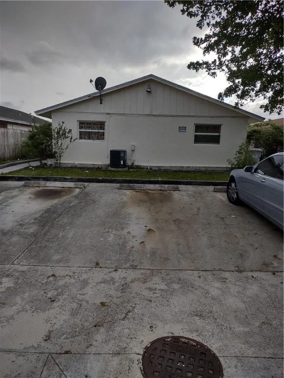 Unit for sale at 3421 NE 5th Avenue, Pompano Beach, FL 33064