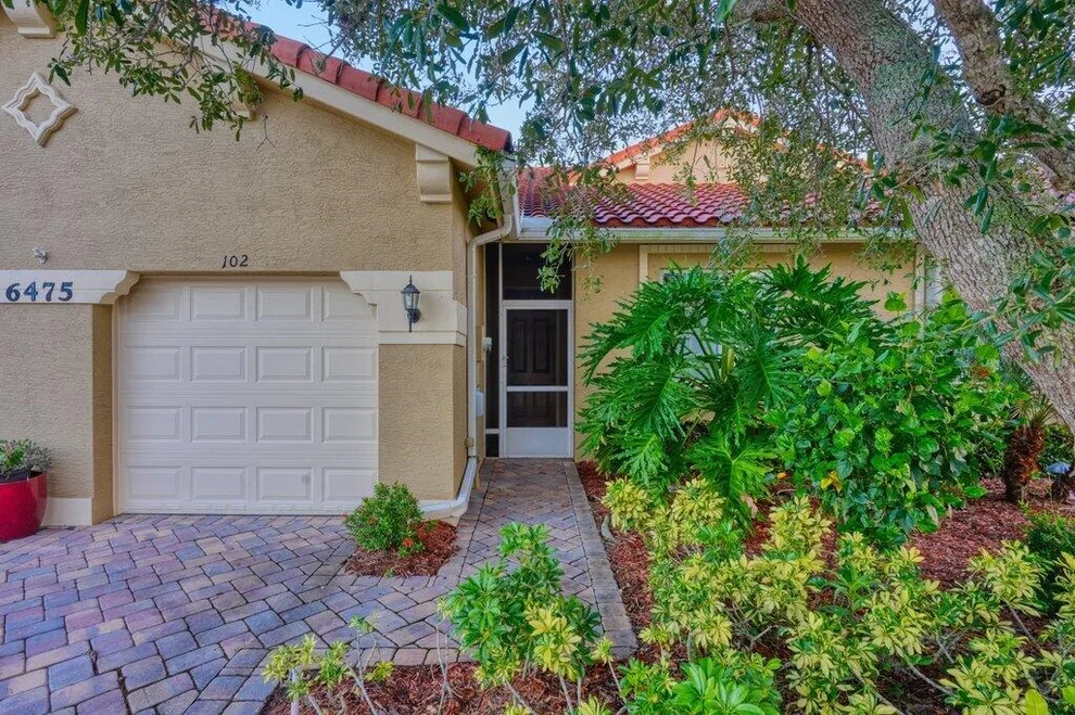 Unit for sale at 6475 Oxford Circle, Vero Beach, FL 32966