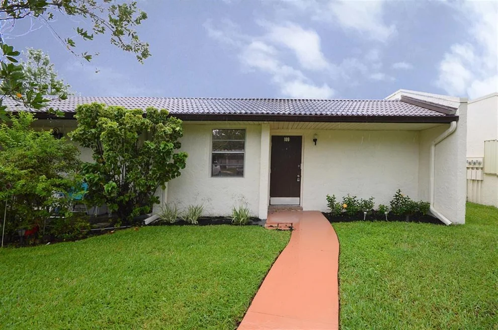 Unit for sale at 109 Lake Olive Drive, West Palm Beach, FL 33411