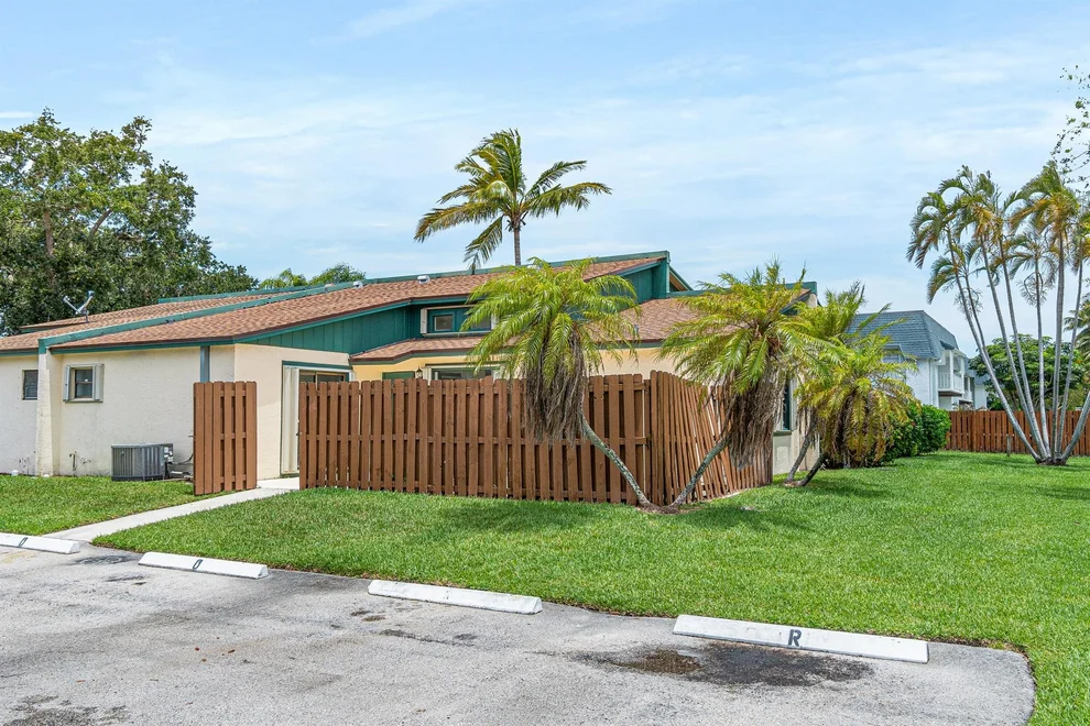 Unit for sale at 1004 Manor Drive, Palm Springs, FL 33461