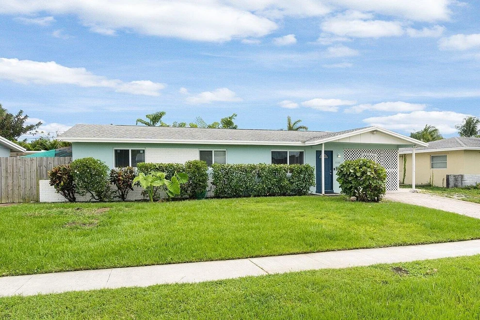 Unit for sale at 3160 Capri Road, Palm Beach Gardens, FL 33410
