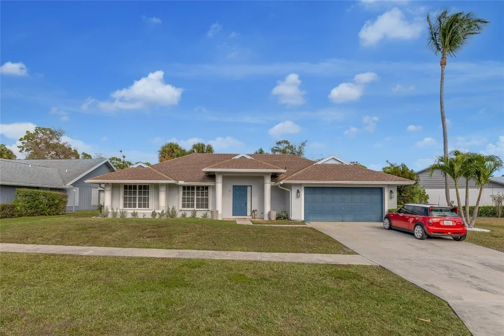 Unit for sale at 14429 Horseshoe Trace, Wellington, FL 33414