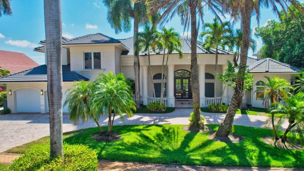 Unit for sale at 7090 Ayrshire Lane, Boca Raton, FL 33496
